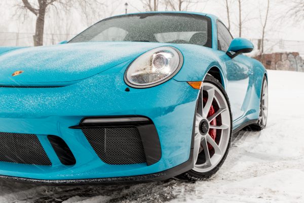 Porsche bleu