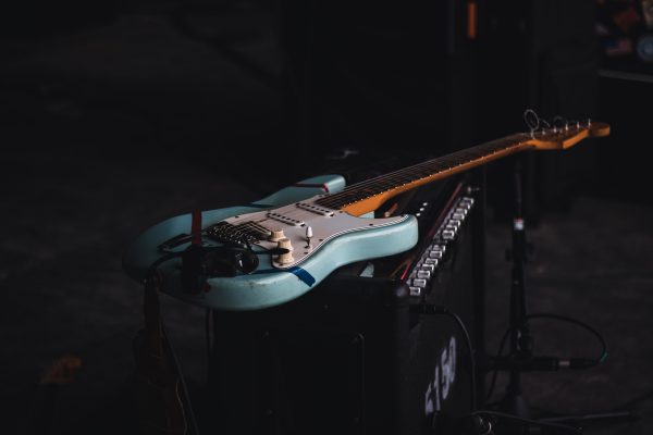 Guitare électrique bleu