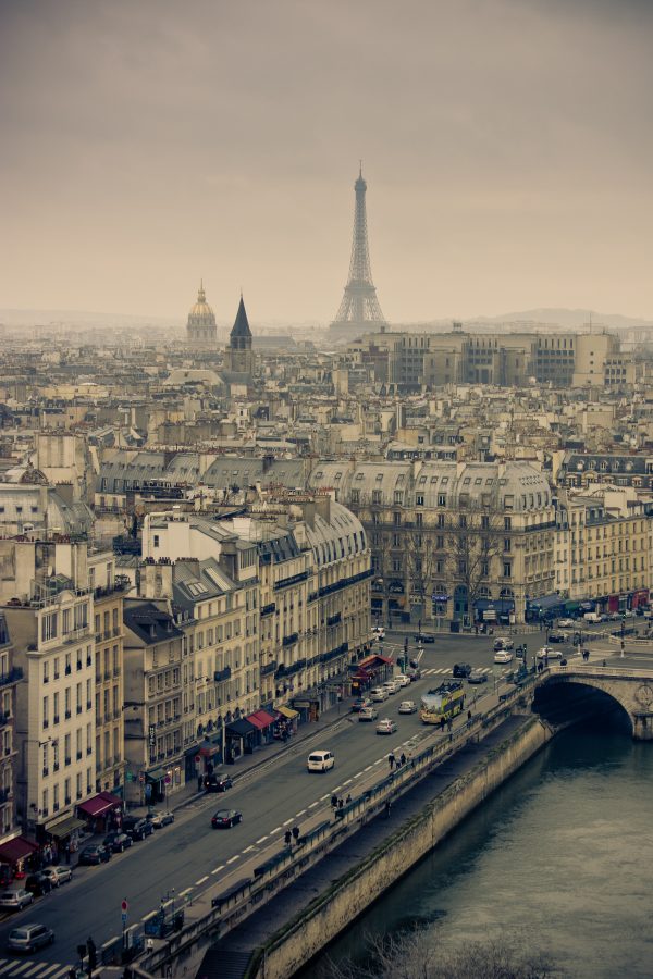 Tour Eiffel vue de loin