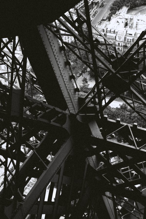 Cadre métallique de la tour Eiffel