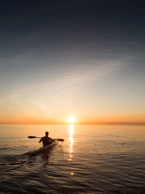 Kayak au coucher du soleil