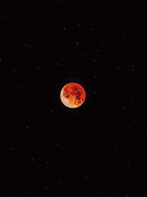 broderie diamant Une lune rouge dans le ciel