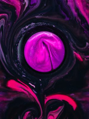 broderie diamant Un cercle violet avec des tourbillons noirs et roses