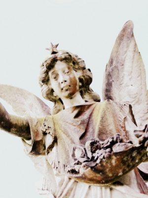 broderie diamant Une statue de femme tenant un panier de fleurs